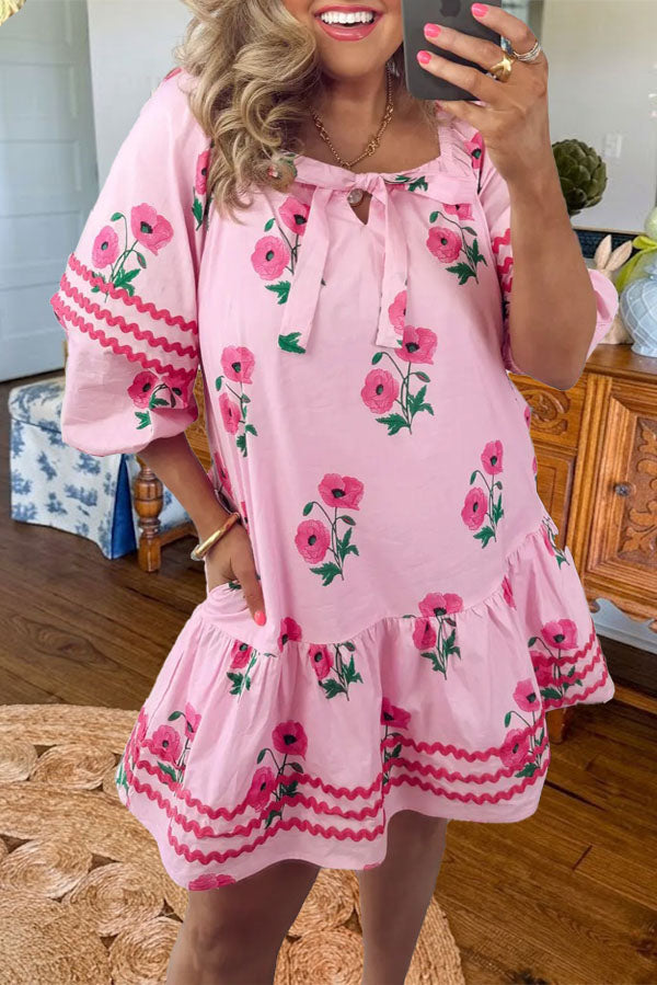 Floral Scallop Trim Puff Sleeve Dress